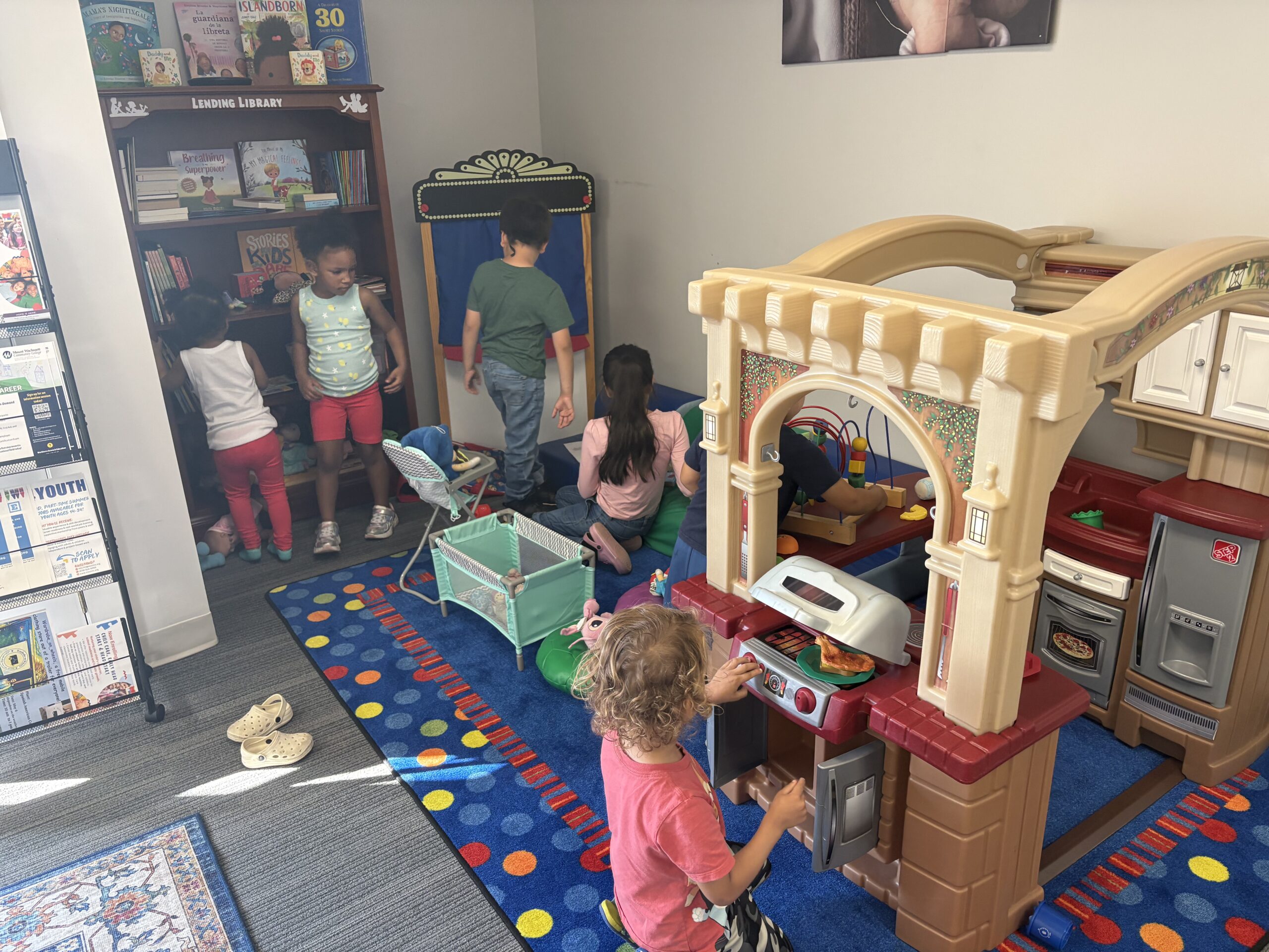 children at Fitchburg FRC Father's Day event